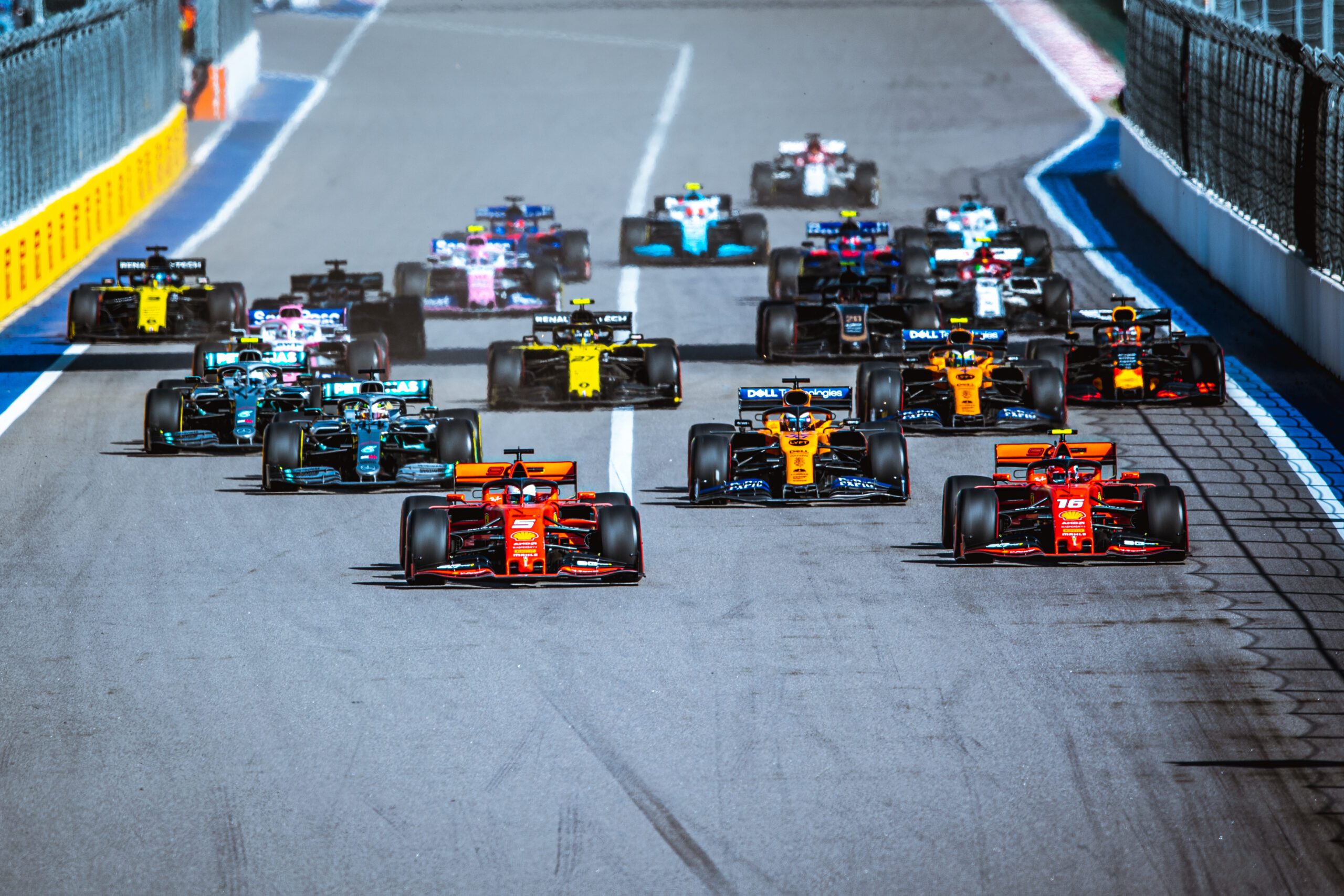 Sochi,,Russia,-,September,26-29,,2019:,Start,Of,The,Formula